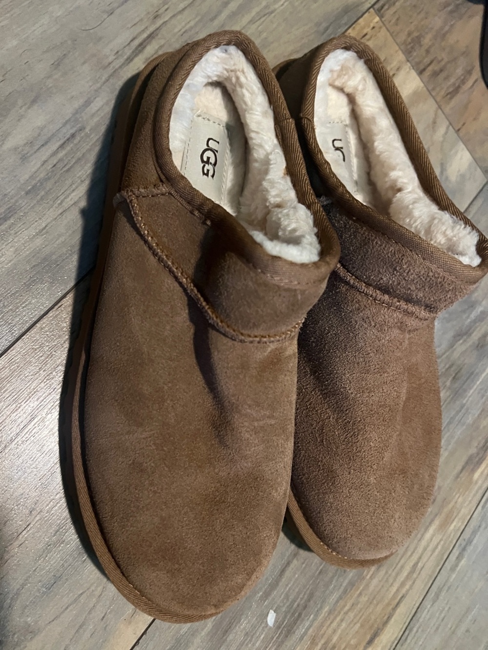 UGG Chestnut classic micro slippers NEW Size 10W
